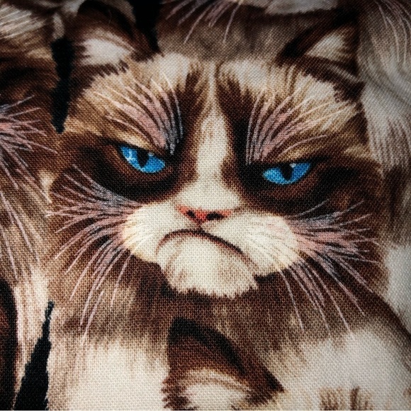 Grumpy Blue Eyed Cat Toiletries Makeup Bag Hand Crafted Brown - Picture 2 of 8